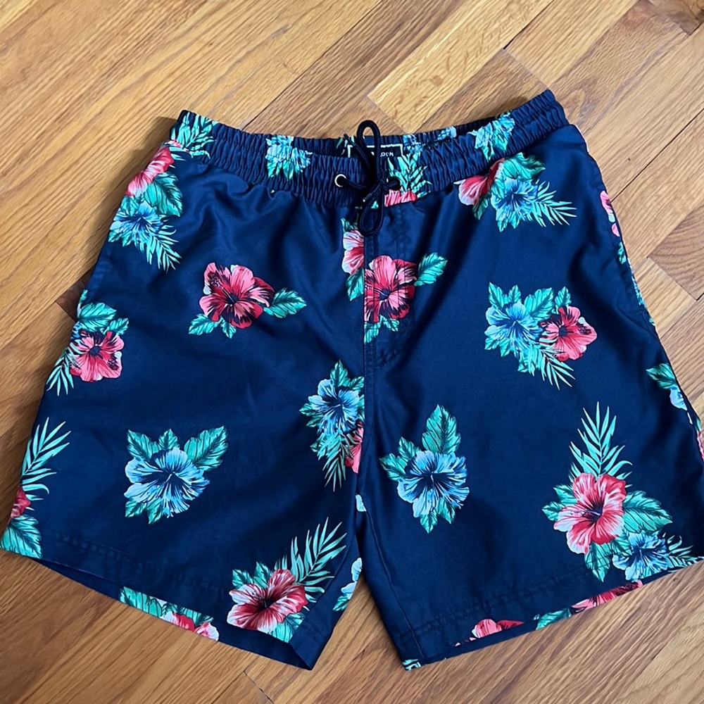 Mens Club Room swimsuit, bathing suit, swim trunks, Lined Blue SZ Small EUC